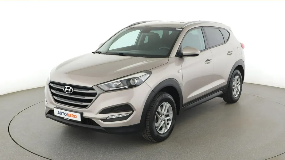 HYUNDAI Tucson -