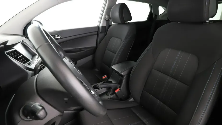 HYUNDAI Tucson -