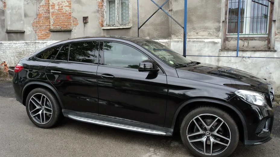 MERCEDES-BENZ GLE -