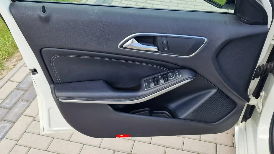 MERCEDES-BENZ A Klasa -
