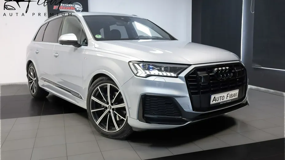 AUDI Q7 -