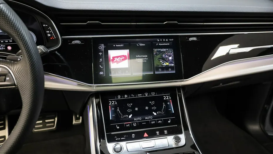 AUDI Q7 -