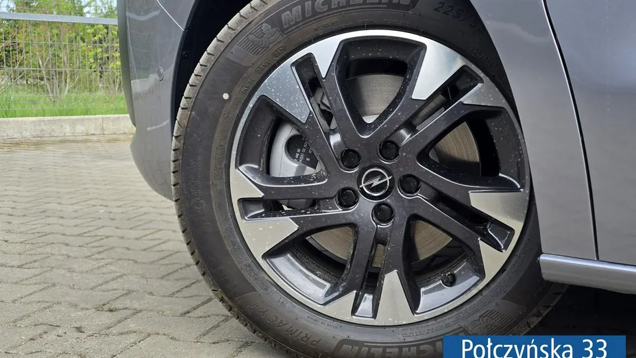 OPEL Zafira -