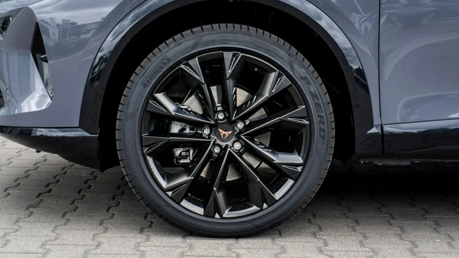 CUPRA Formentor -