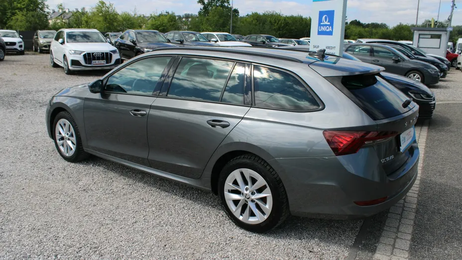 SKODA Octavia -