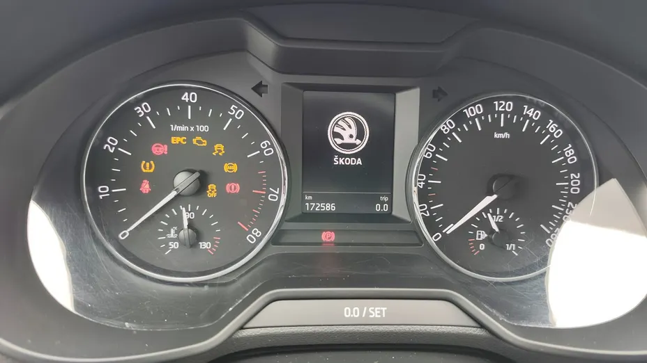 SKODA Octavia -