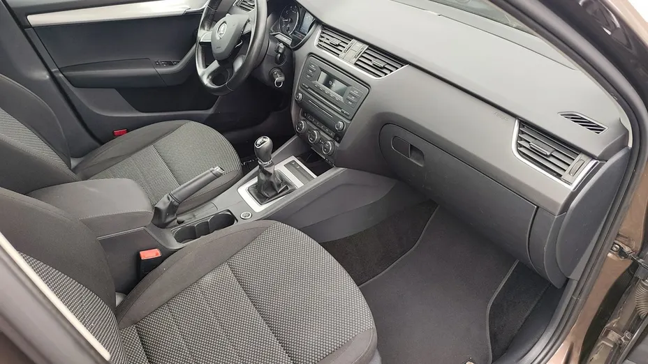 SKODA Octavia -