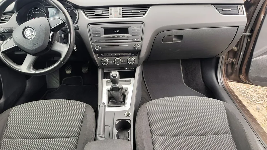 SKODA Octavia -