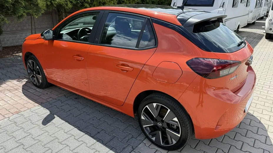 OPEL Corsa -