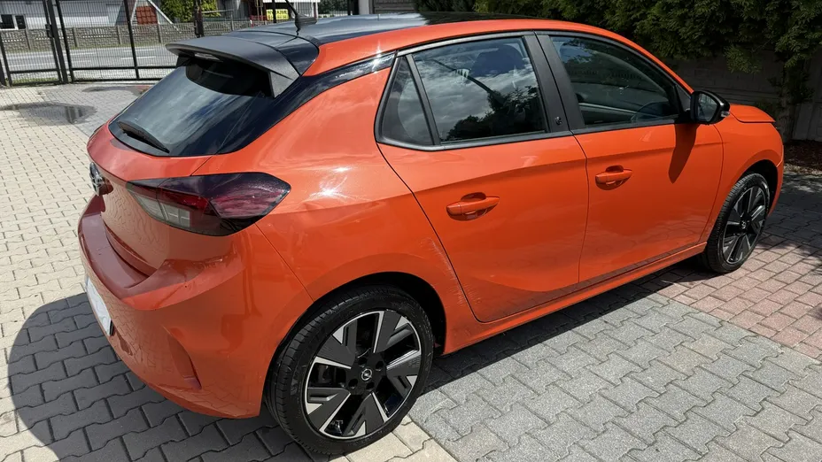OPEL Corsa -