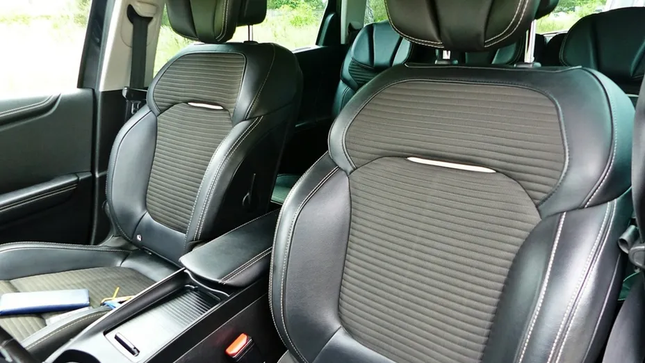 RENAULT Grand Scenic -