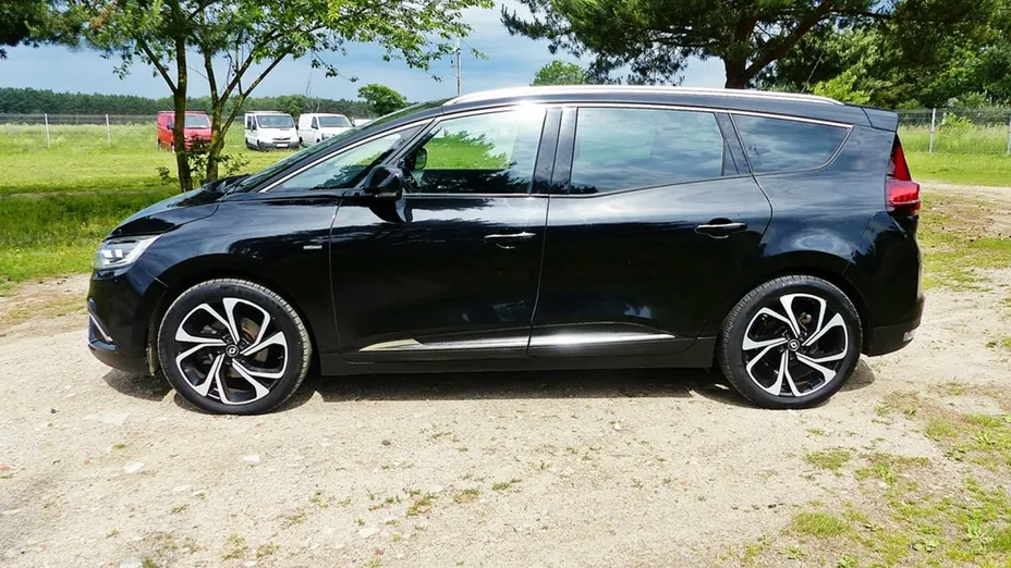 RENAULT Grand Scenic -