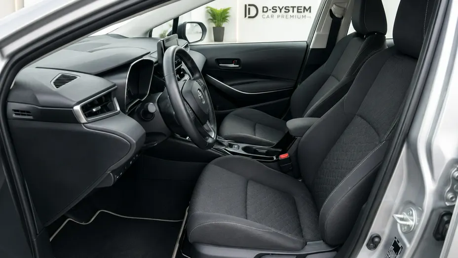 TOYOTA Corolla -