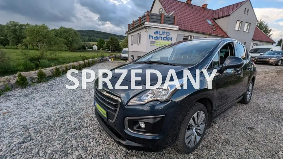 PEUGEOT 3008 -