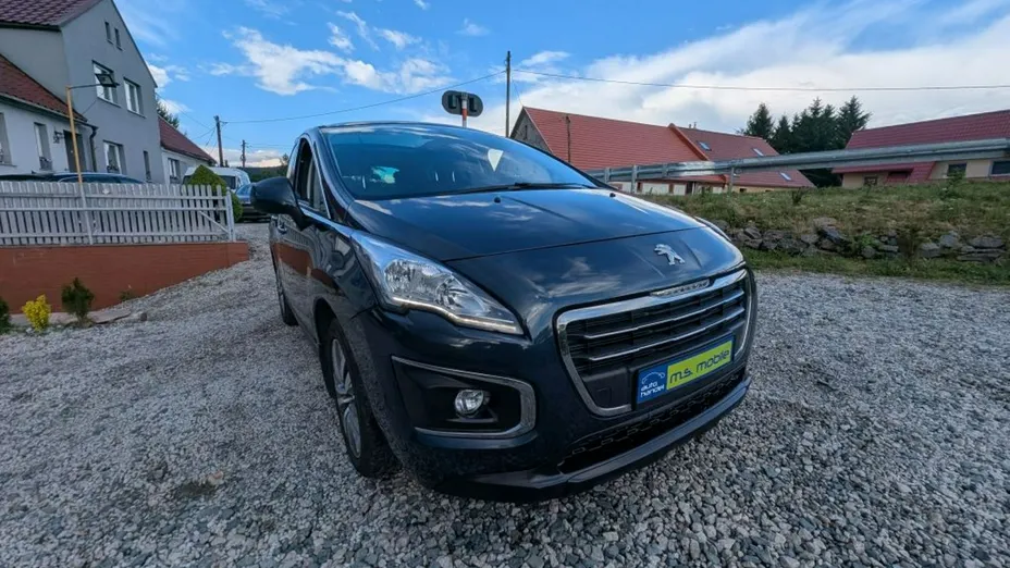 PEUGEOT 3008 -