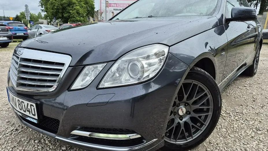 MERCEDES-BENZ E Klasa -