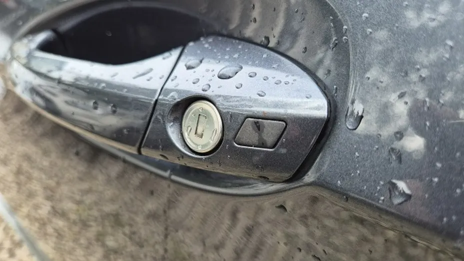 MERCEDES-BENZ E Klasa -