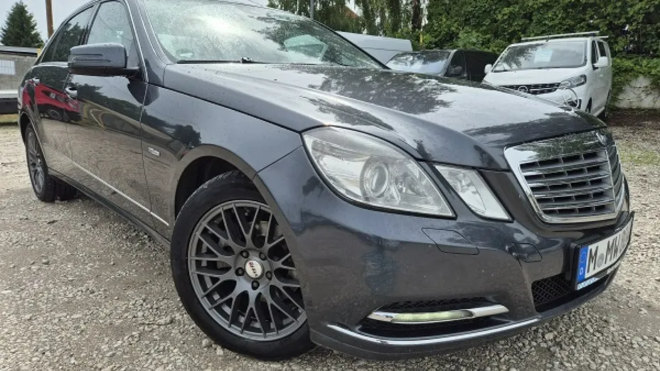 MERCEDES-BENZ E Klasa -