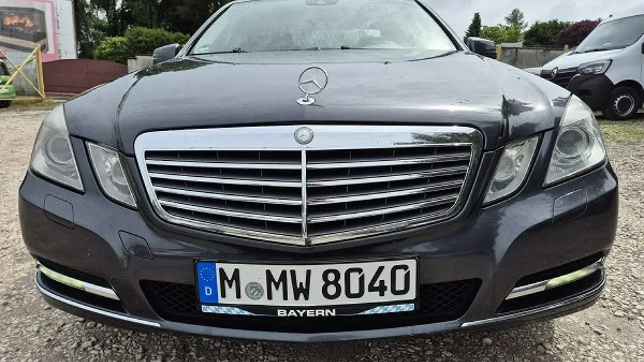 MERCEDES-BENZ E Klasa -