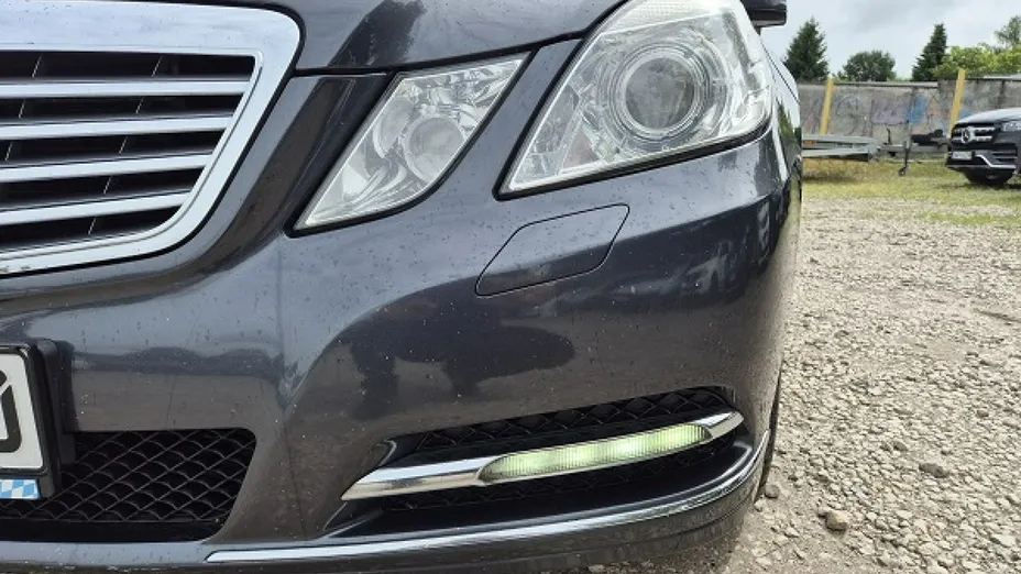 MERCEDES-BENZ E Klasa -
