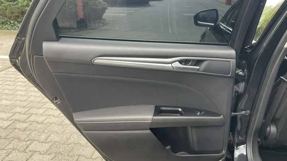 FORD Mondeo -