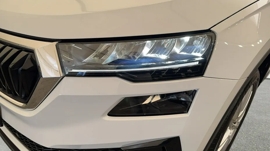 SKODA Karoq -