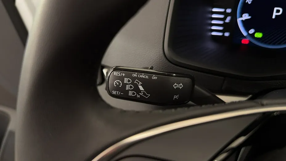 SKODA Karoq -