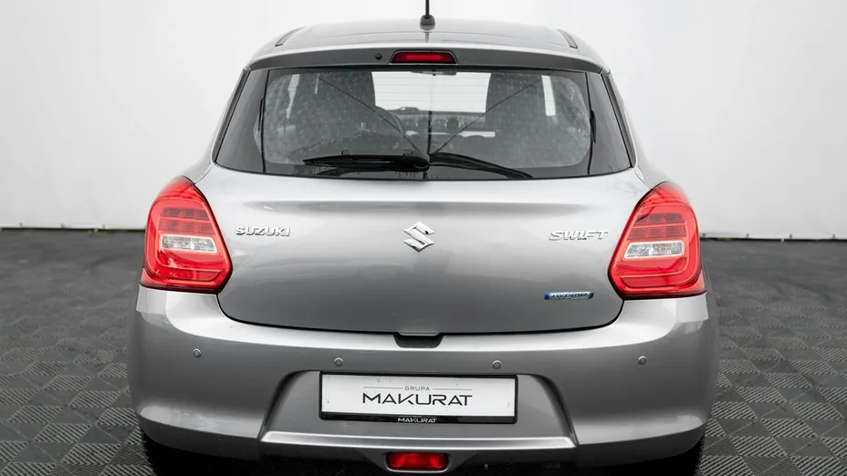 SUZUKI Swift -