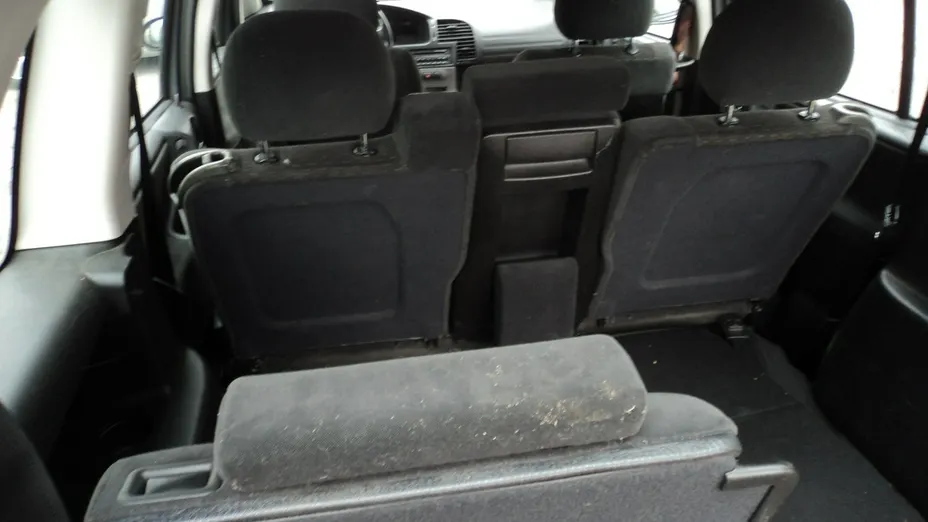 OPEL Zafira -