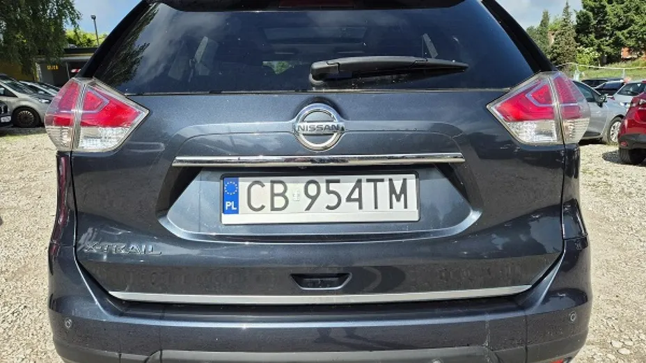 NISSAN X-Trail -