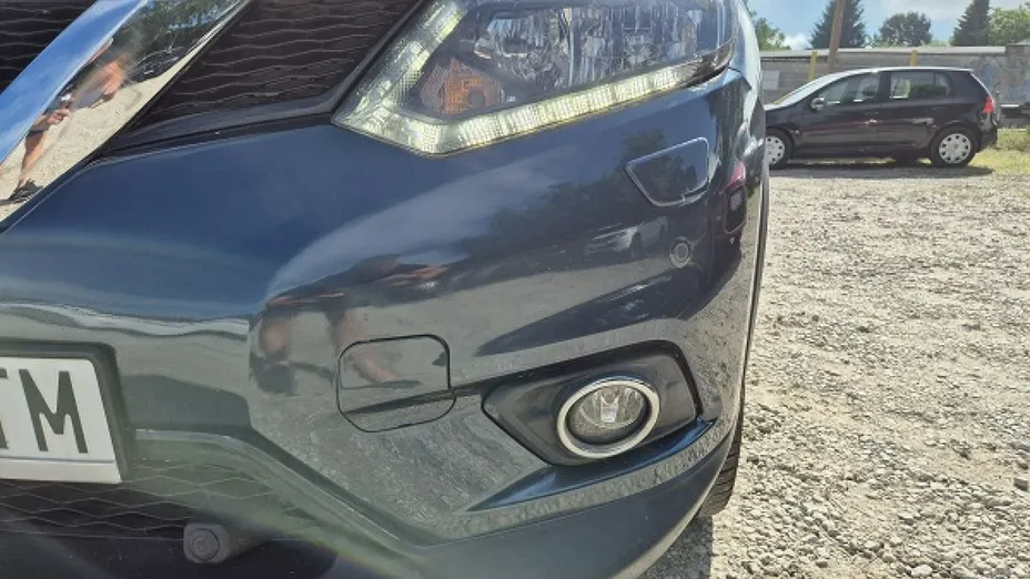 NISSAN X-Trail -