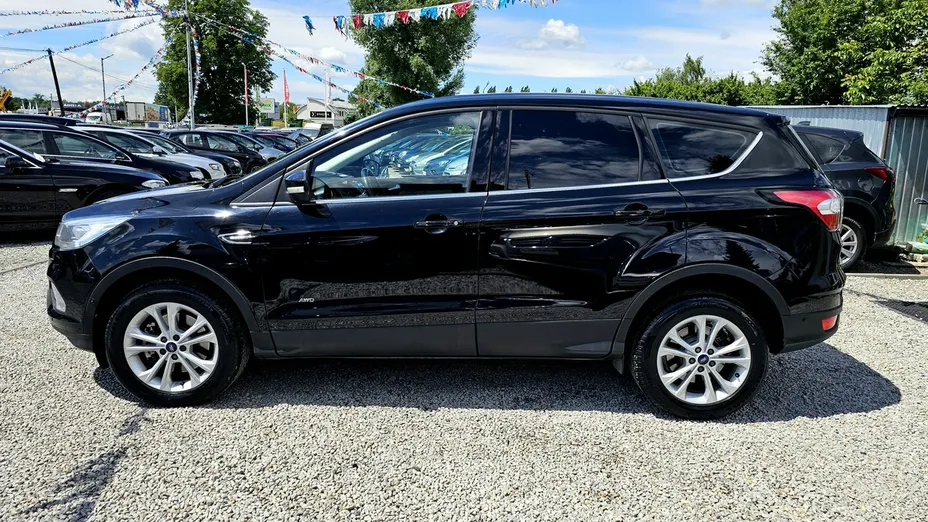 FORD Kuga -