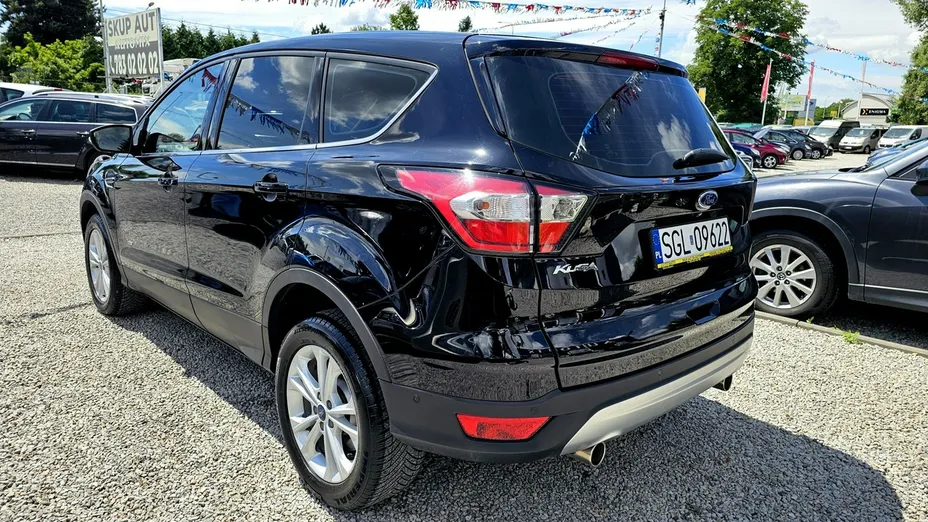 FORD Kuga -