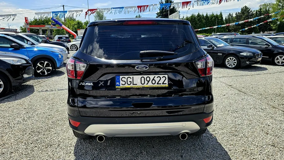 FORD Kuga -