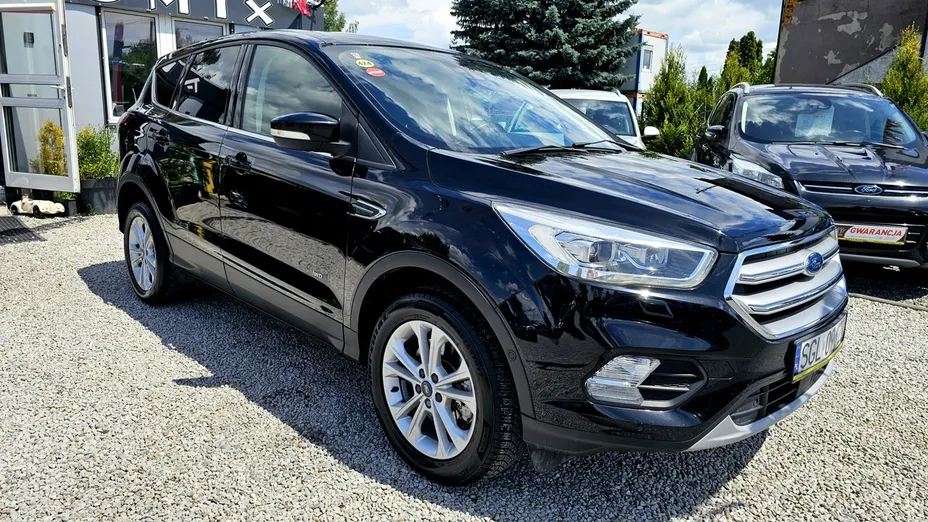 FORD Kuga -
