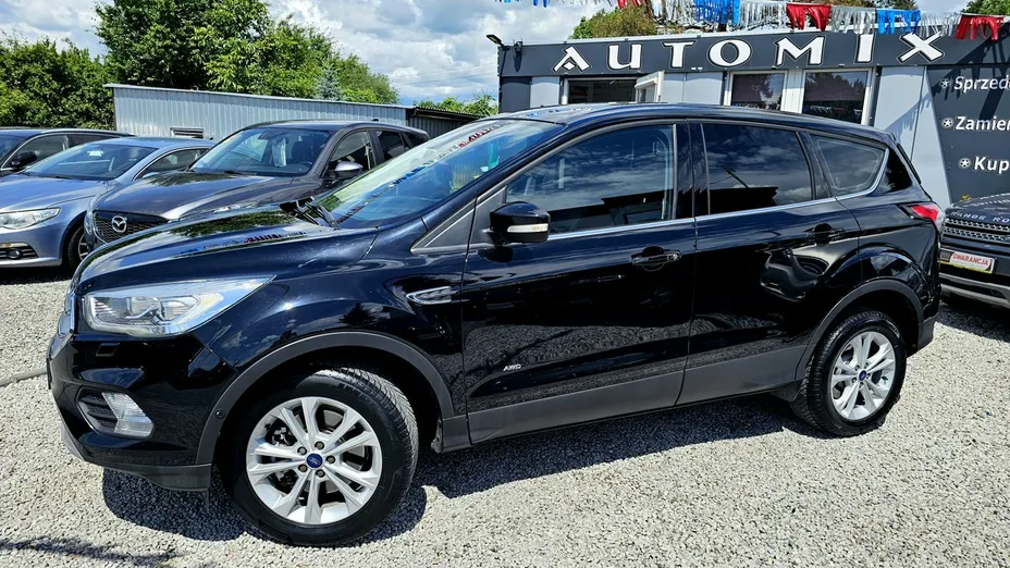 FORD Kuga -