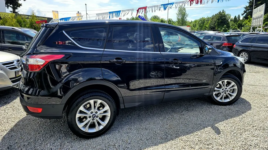 FORD Kuga -