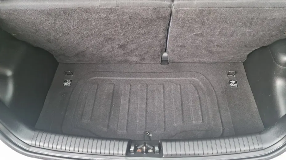 HYUNDAI i10 -