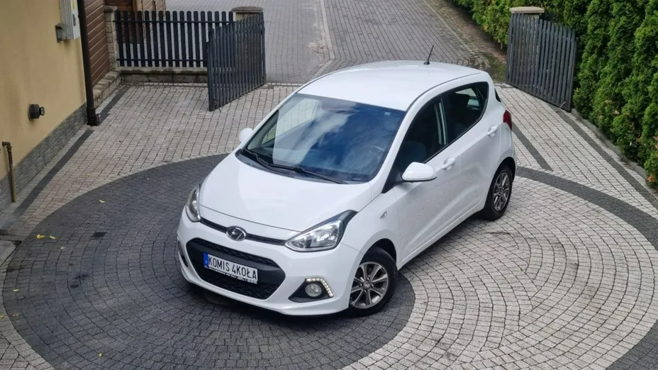 HYUNDAI i10 -