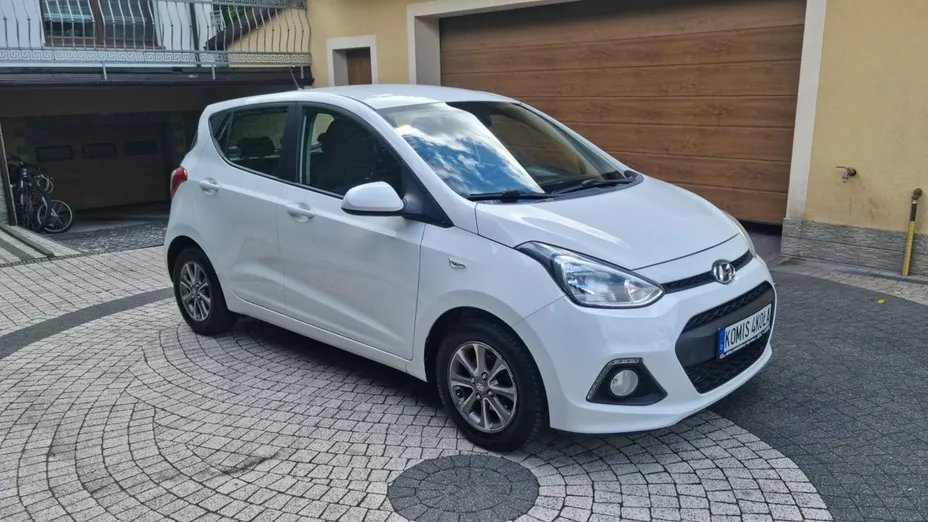 HYUNDAI i10 -