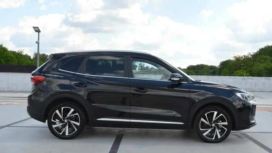MG ZS -