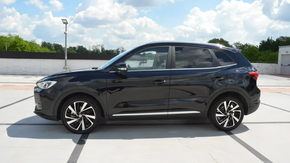 MG ZS -
