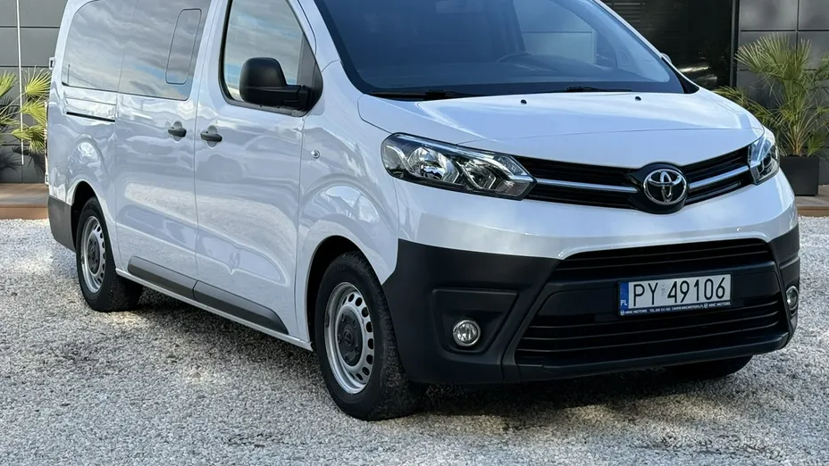 TOYOTA Proace Verso -