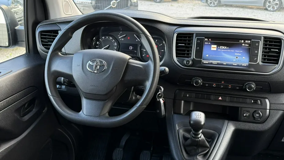 TOYOTA Proace Verso -