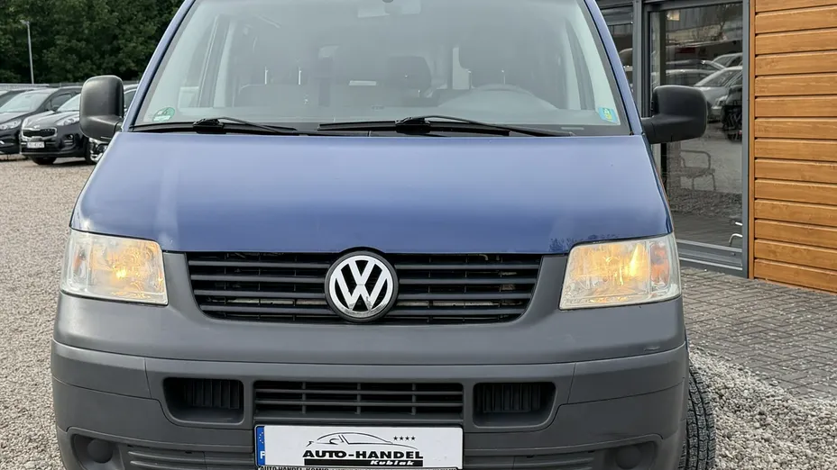 VOLKSWAGEN Transporter -