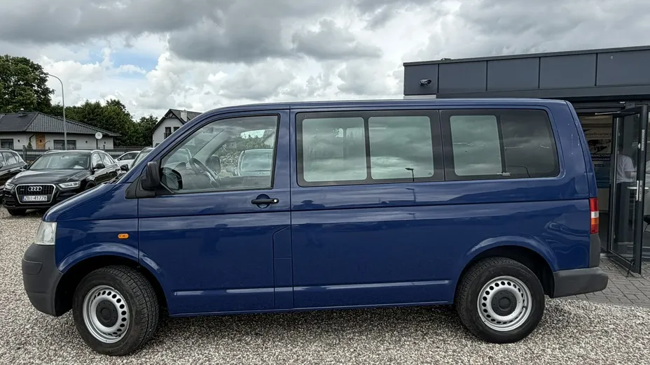 VOLKSWAGEN Transporter -