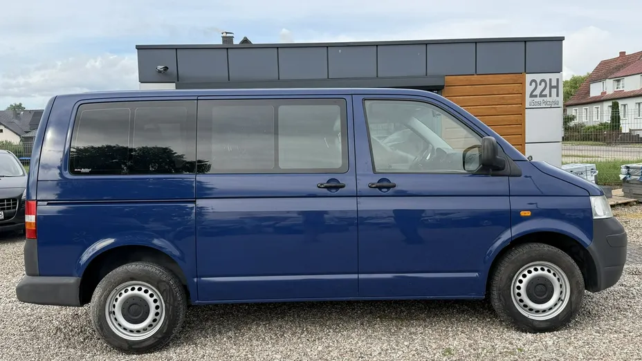 VOLKSWAGEN Transporter -
