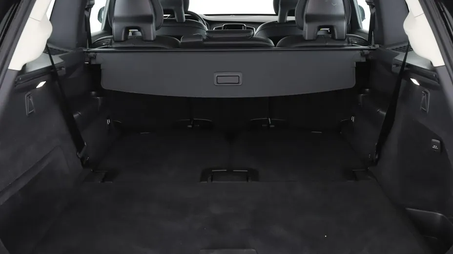 VOLVO XC90 -