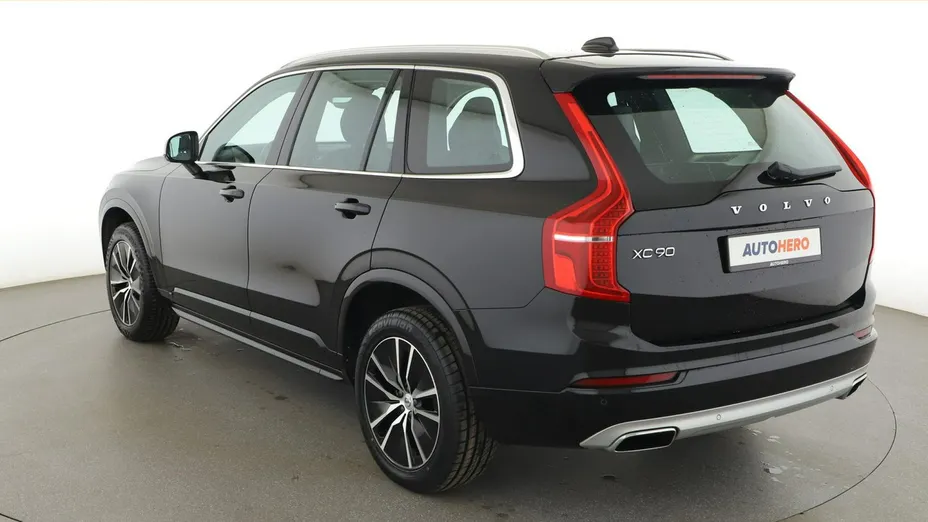 VOLVO XC90 -