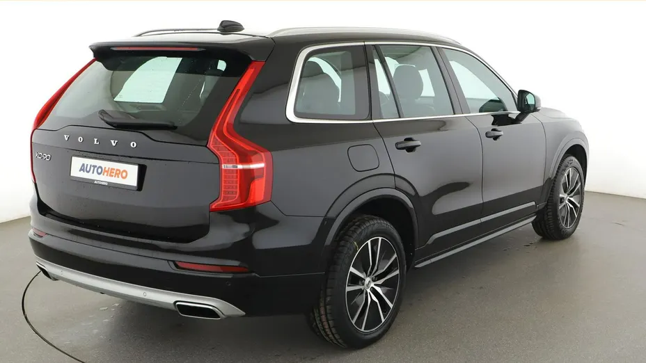 VOLVO XC90 -